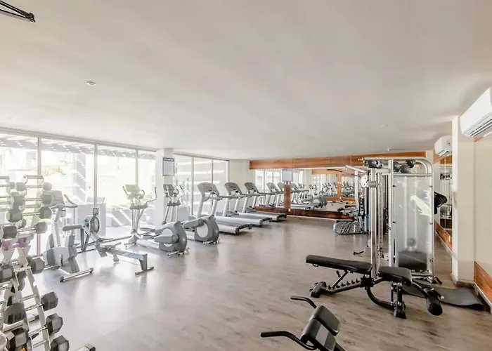 Loft Con Balcón Privado, Estacionamiento Gratis - Un Oasis En Cabos * Cabo San Lucas