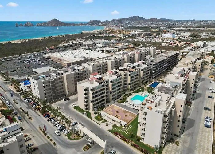 Apartamento Loft Con Balcón Privado, Estacionamiento Gratis - Un Oasis En Cabos *