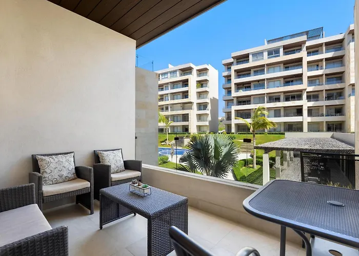 Apartamento Loft Con Balcón Privado, Estacionamiento Gratis - Un Oasis En Cabos *
