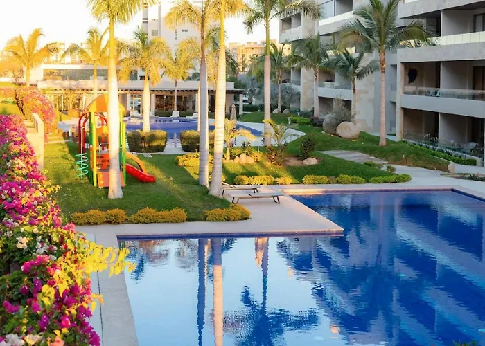 Loft Con Balcón Privado, Estacionamiento Gratis - Un Oasis En Cabos